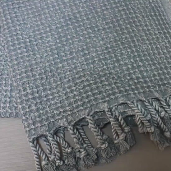 WAFFLE Turkish hand towels with a textured waffle weave and fringes, soft and absorbent, ideal for kitchen and bathroom use