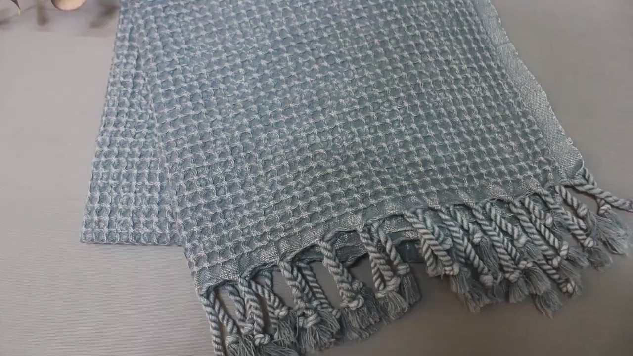 WAFFLE Turkish hand towels with a textured waffle weave and fringes, soft and absorbent, ideal for kitchen and bathroom use